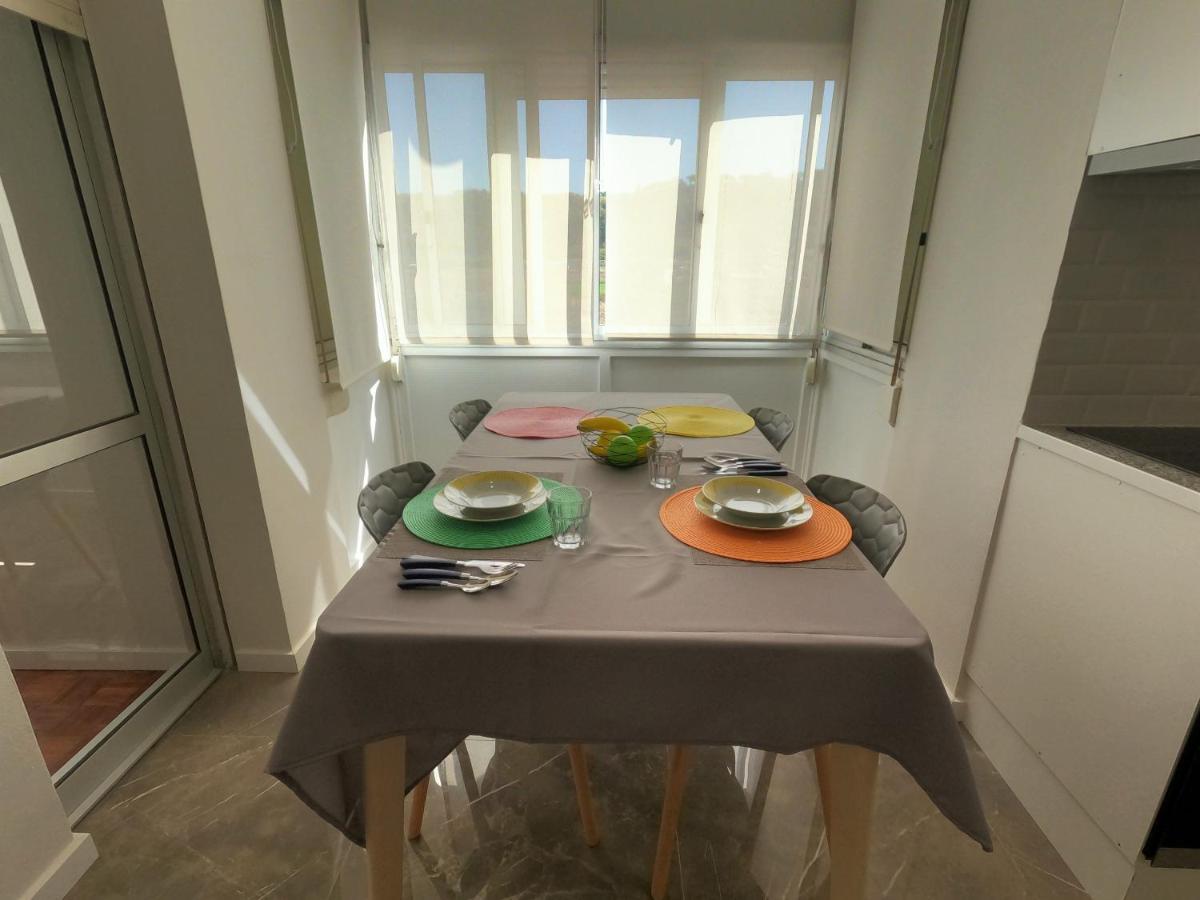 Almada, T1 Costa Caparica, Renovado Apartment Costa da Caparica Bagian luar foto